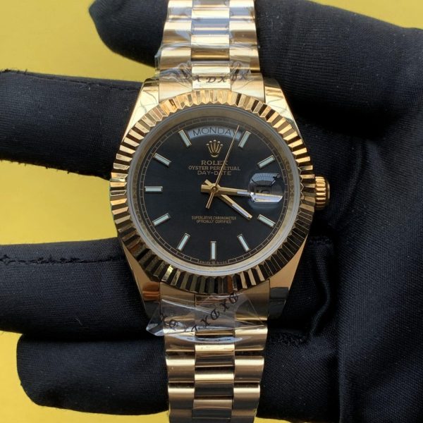 Rolex Oyster Perpetual Day-Date 40MM Mens Yellow Gold Watch