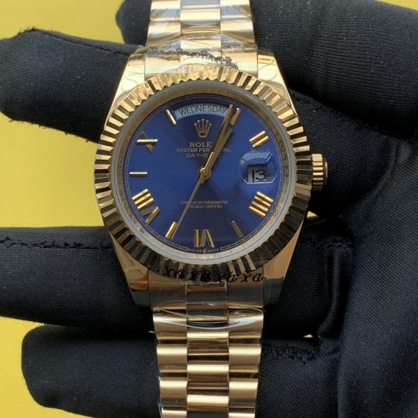 Rolex Day-Date 40mm Blue Roman Dial Yellow Gold Bracelet