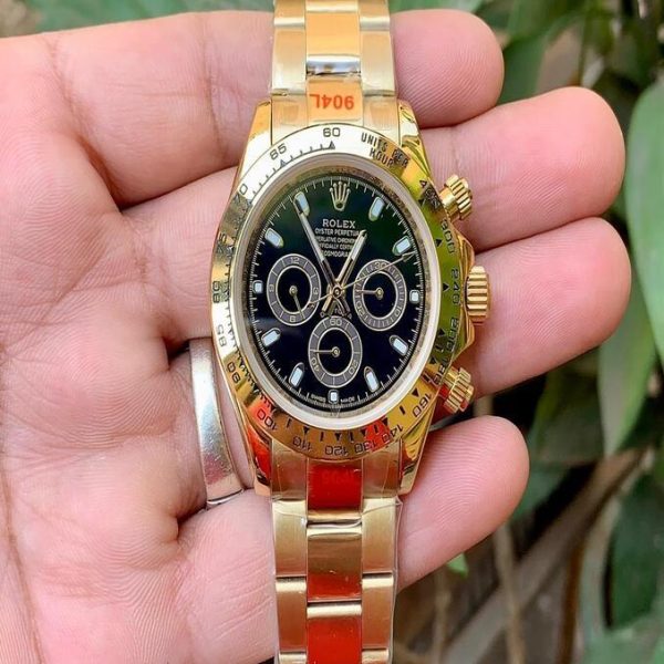 Rolex Cosmograph Daytona 16528 Gold Black Dial Watch