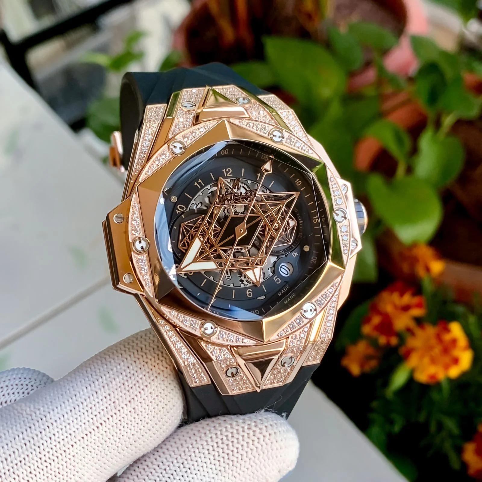 Hublot Big Bang Partnerships Sang Bleu II King Gold Pave 45mm Watch 418.OX.1108.RX.1604.MXM20