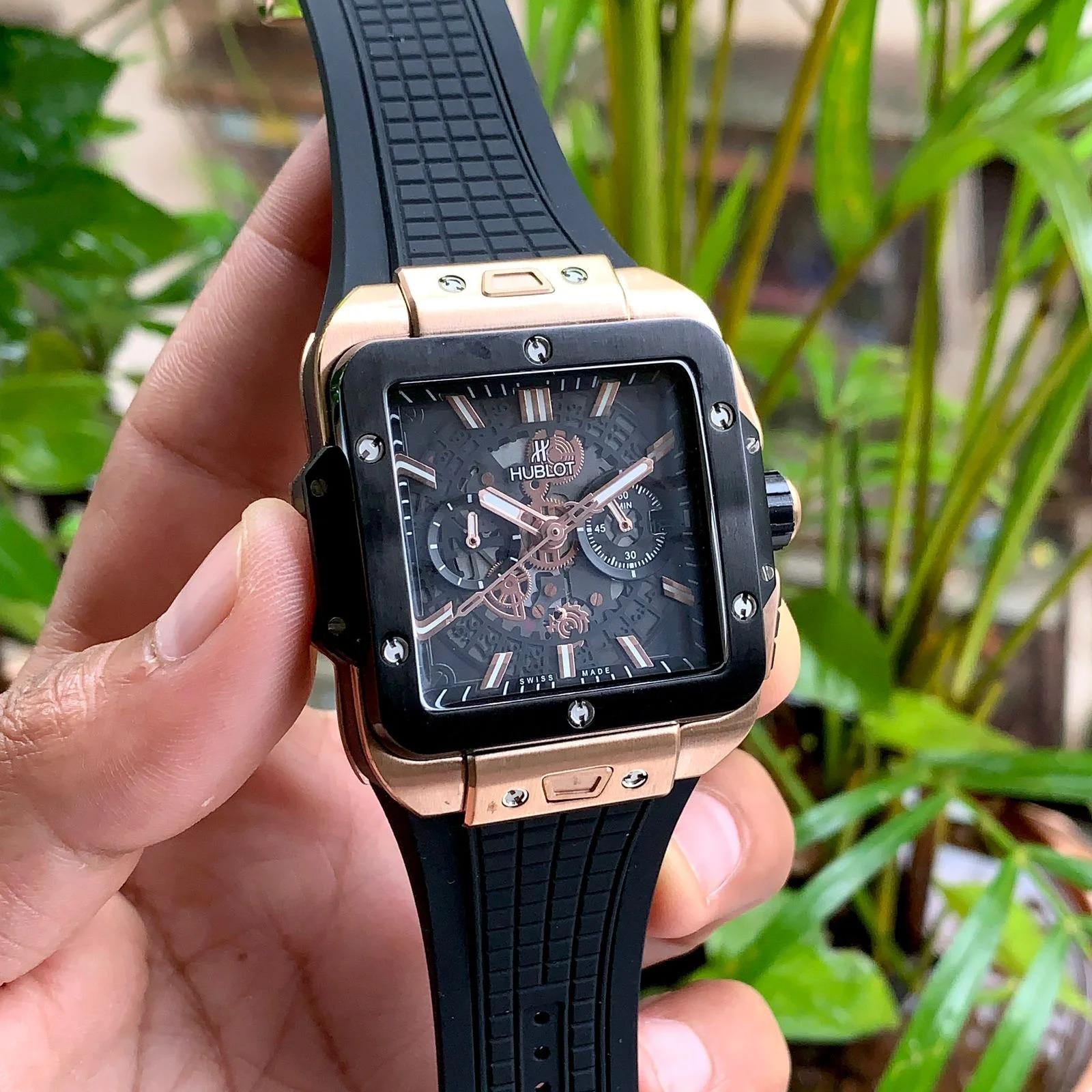 Hublot Square Bang Unico King Gold 42mm Dial Bezel Rubber Strap Mens Watch 821.OM.0180.RX