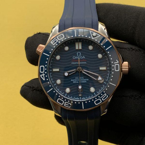 Omega Seamaster 300M 42mm Blue Dial Automatic Men's Watch Rubber Strap